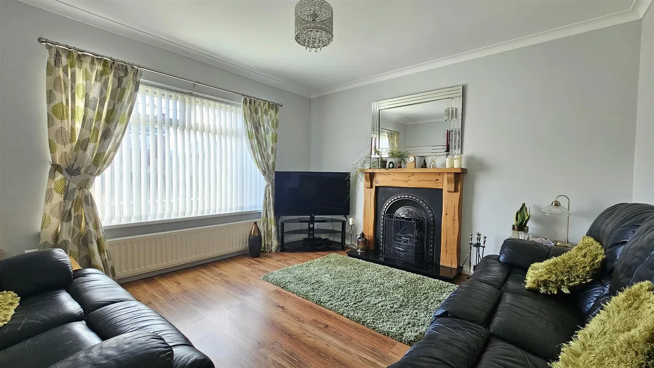 Alexander Gardens, Carrickfergus, BT38, photo 2