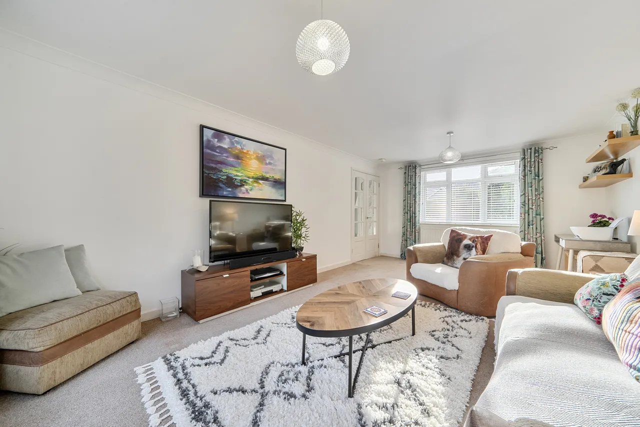 Comptons Lane, Horsham, RH13, photo 5