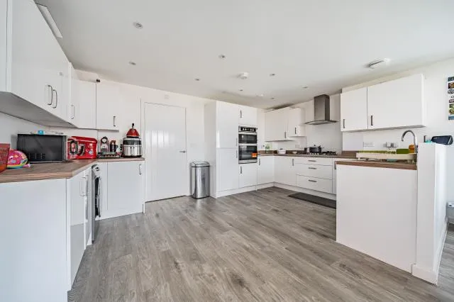 Taunton Road, Bicester, OX26, photo 5