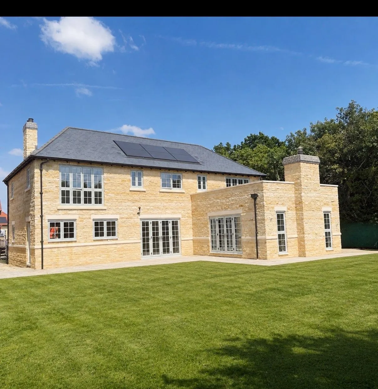 5 bed house for sale, Hedgerow Gardens., Thornborough, MK18