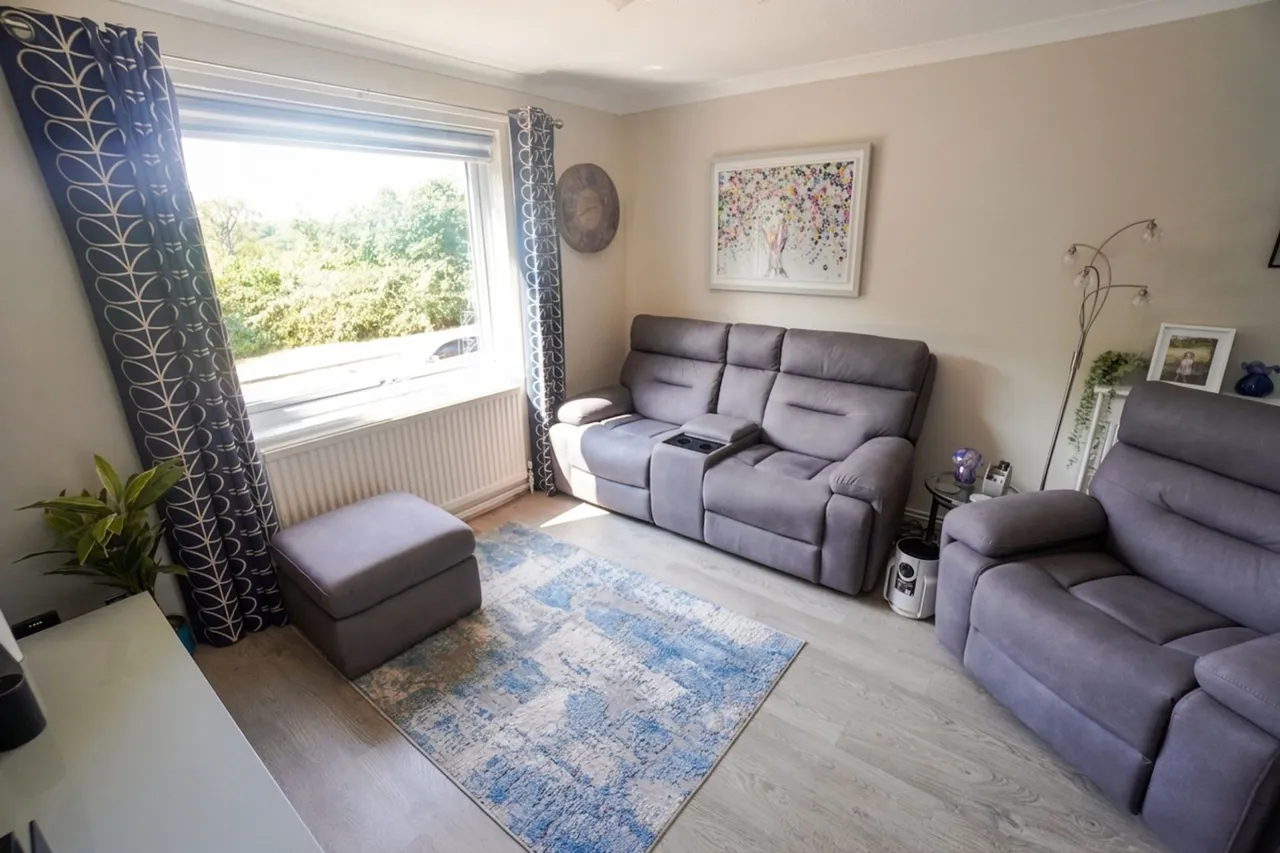 Glenister Road, High Wycombe, HP12, photo 6