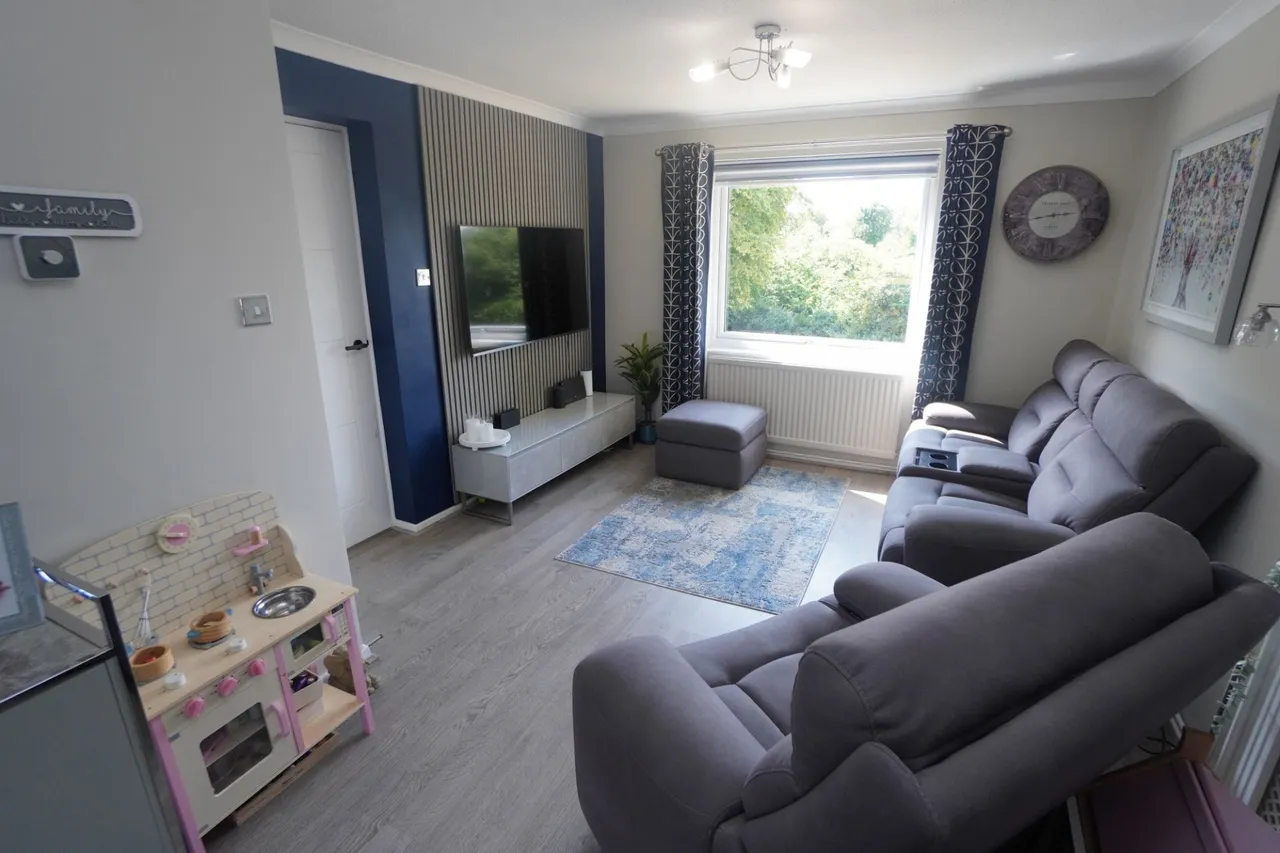 Glenister Road, High Wycombe, HP12, photo 5
