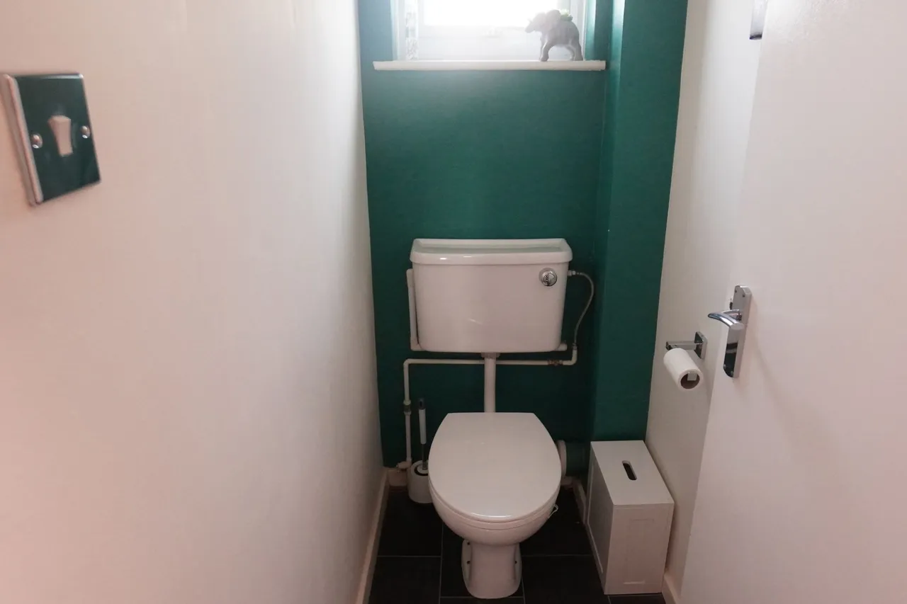 Glenister Road, High Wycombe, HP12, photo 13