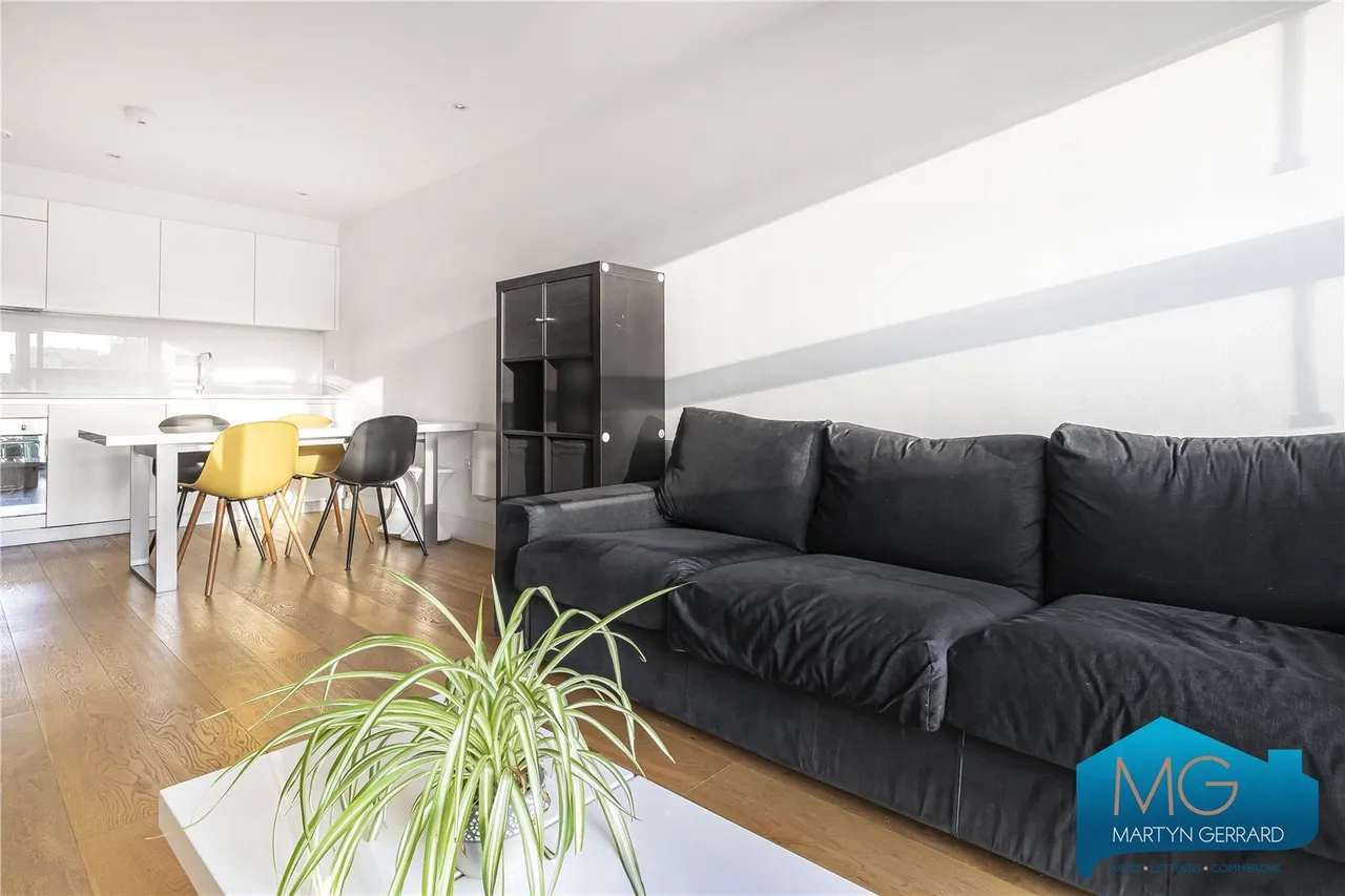 Tiltman Place, London, N7, photo 13