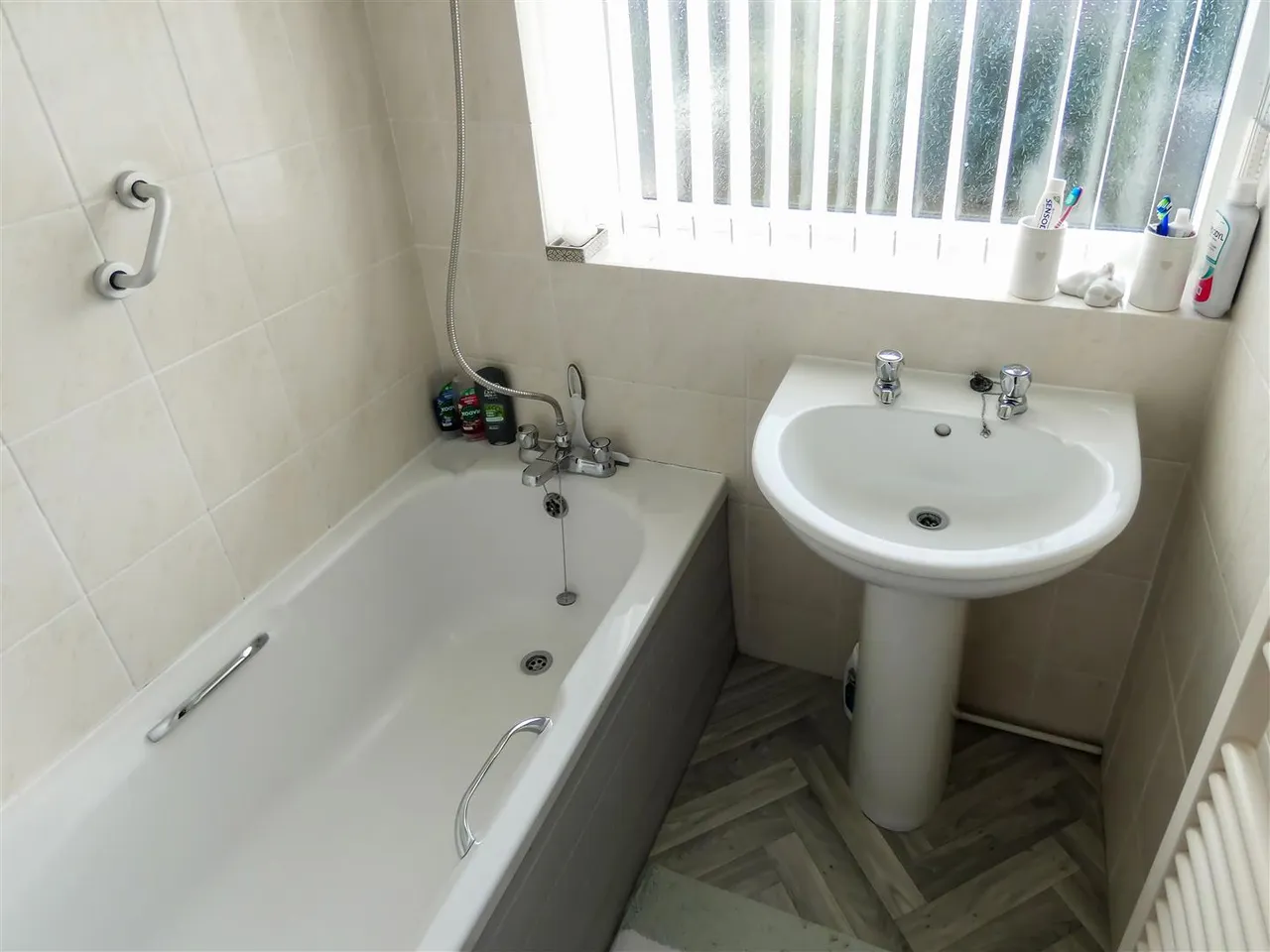 The Winter Knoll, Littlehampton, photo 13