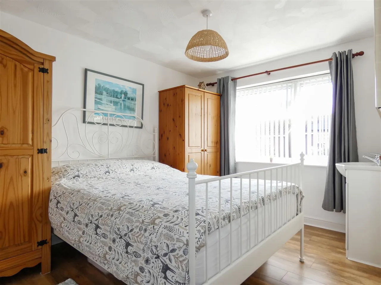The Winter Knoll, Littlehampton, photo 11