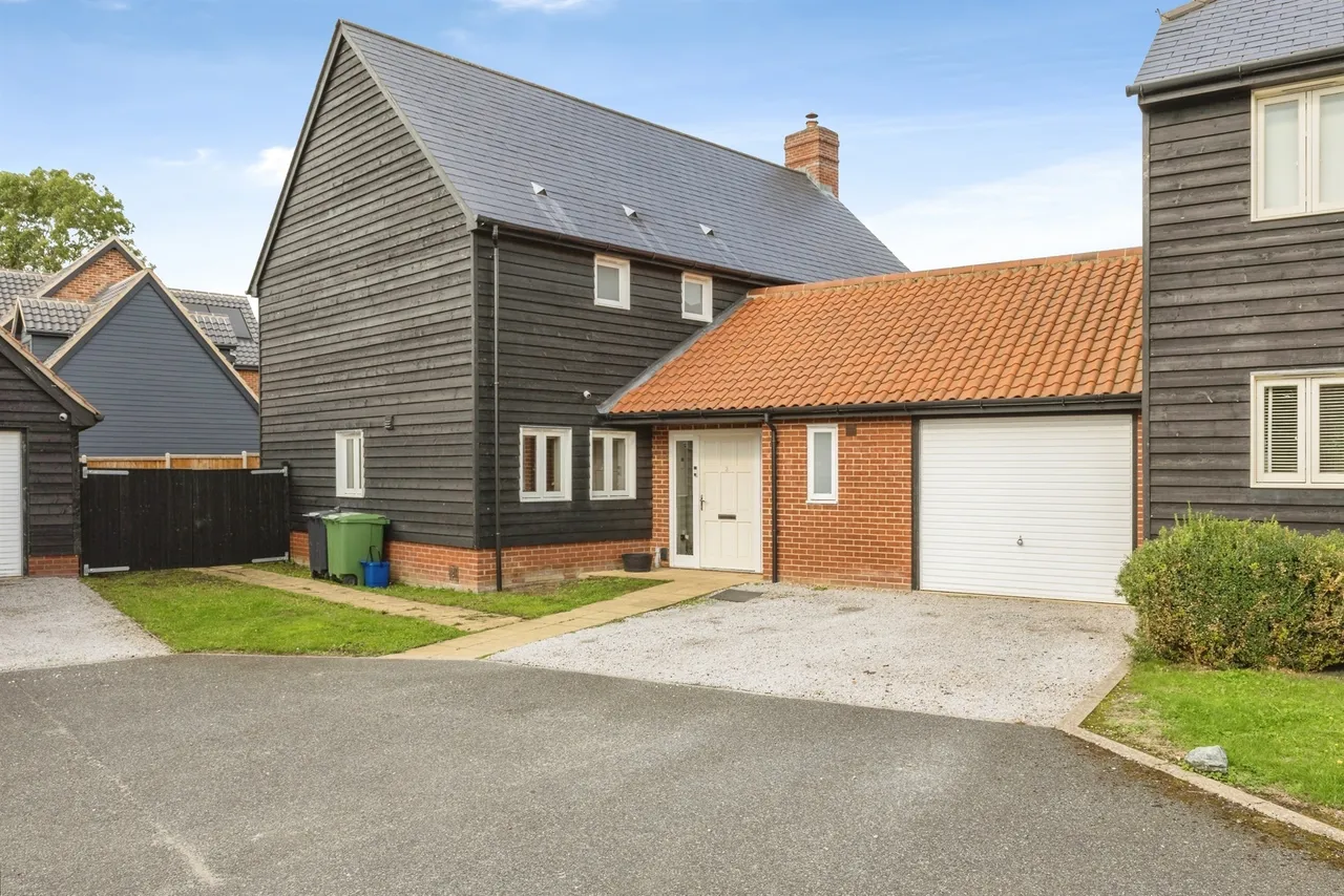 4 bed house for sale, School View, Caston, NR17