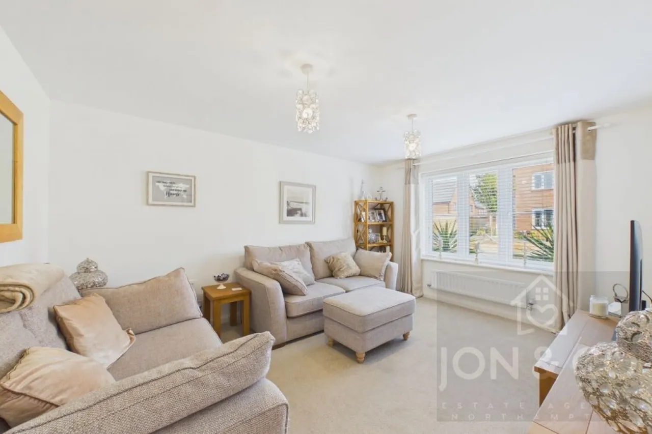 Copsewood, Overstone Gate, NN6, photo 10