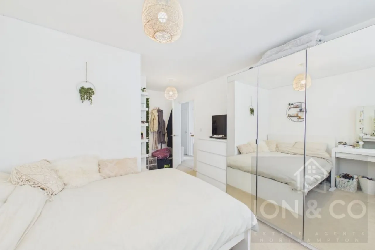 Copsewood, Overstone Gate, NN6, photo 15