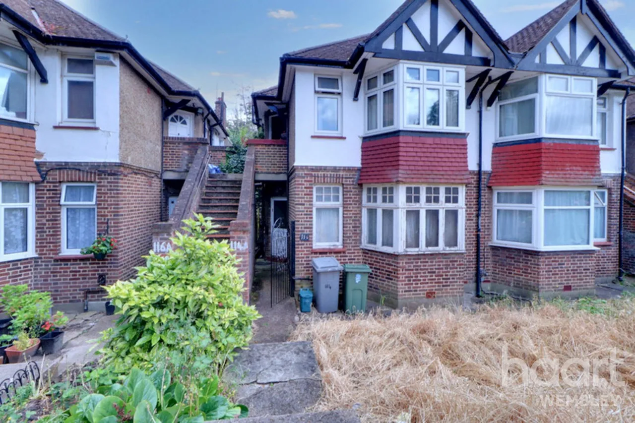 2 bed flat for sale, Wembley Park, HA9