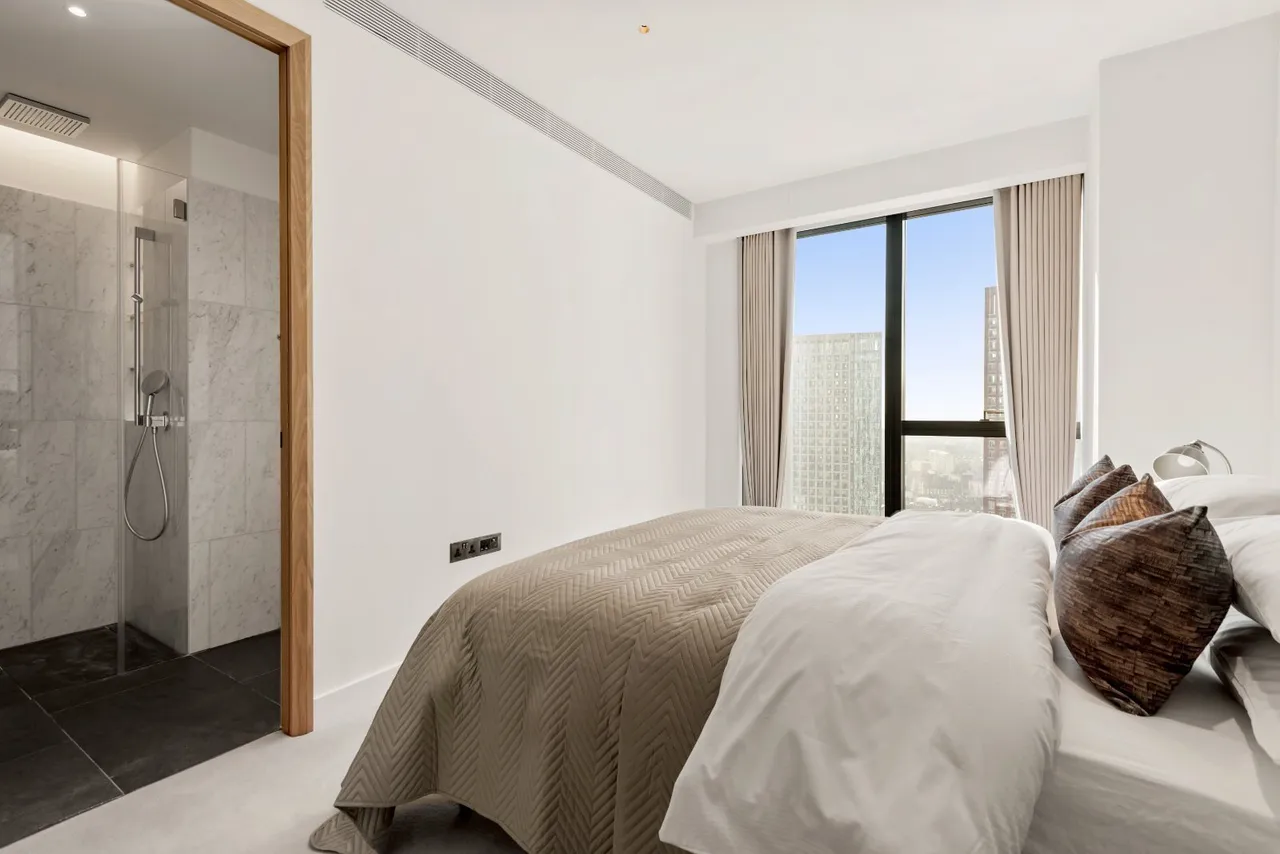 Nine Elms Lane, London, SW8, photo 16