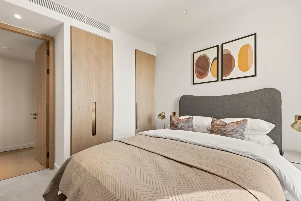 Nine Elms Lane, London, SW8, photo 17