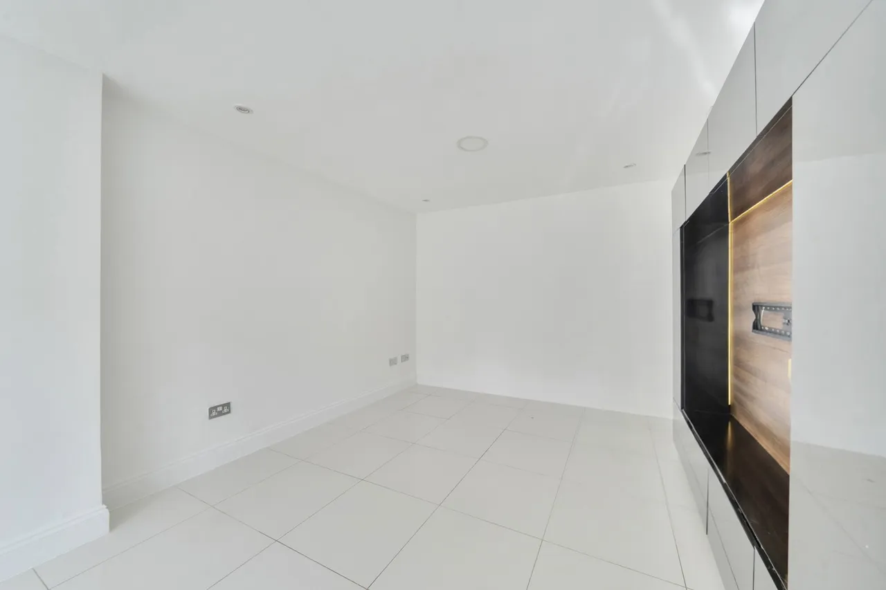 Enderley Close, Harrow, HA3, photo 9