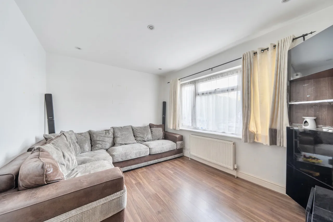 Enderley Close, Harrow, HA3, photo 8