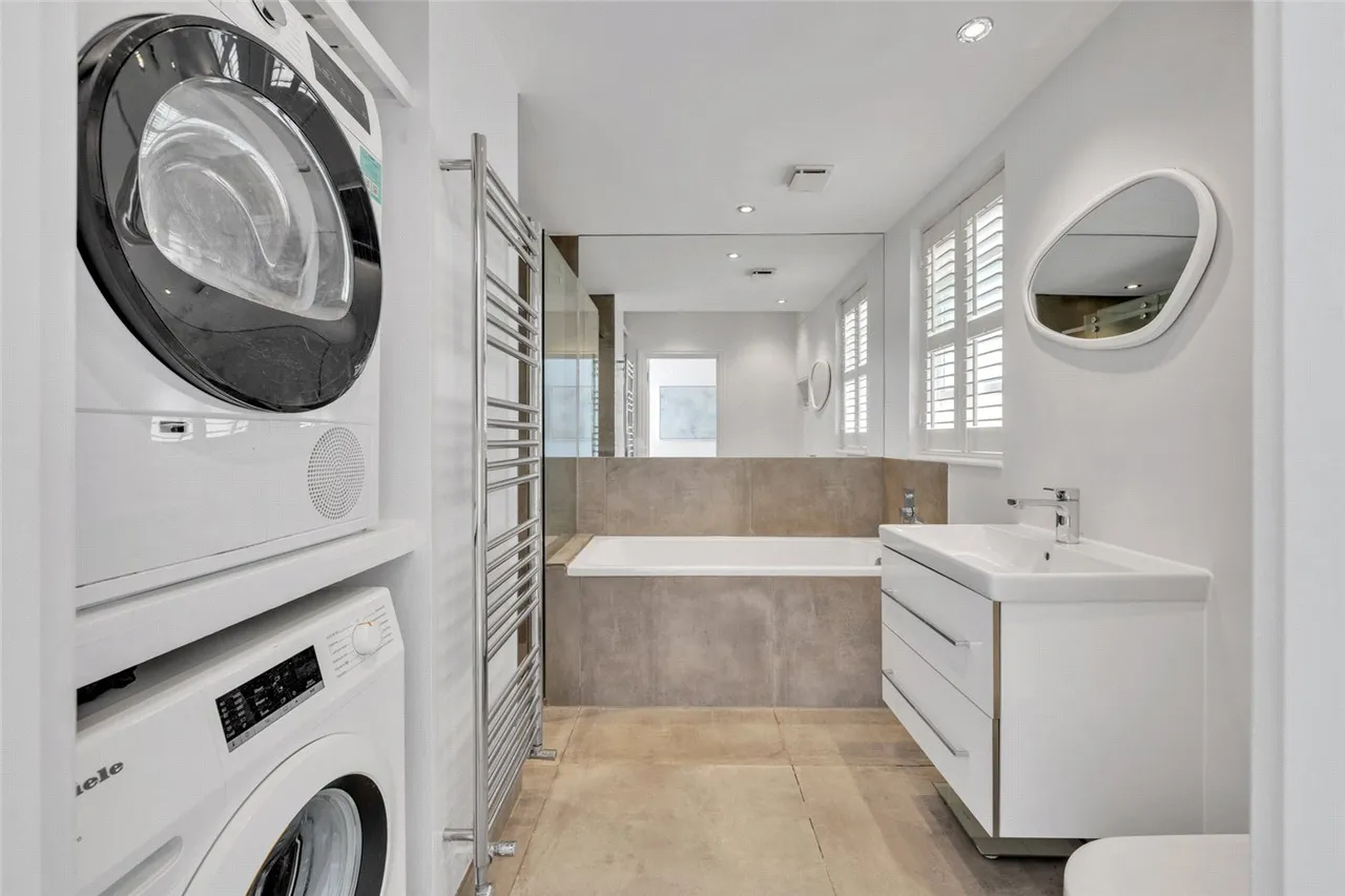 Blomfield Road, London, W9, photo 12