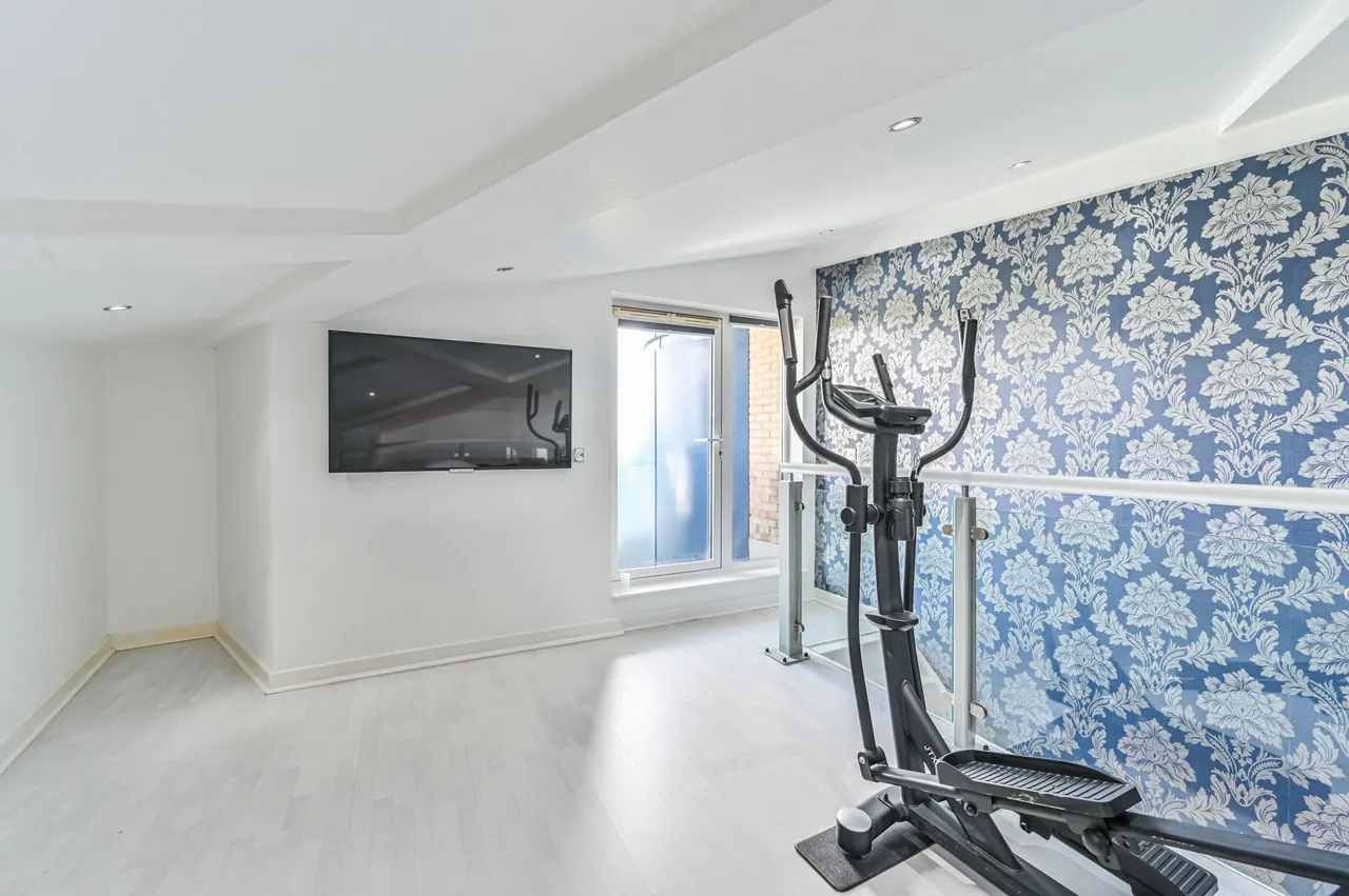 Flat 36, 1 Yeoman Street, London, photo 10