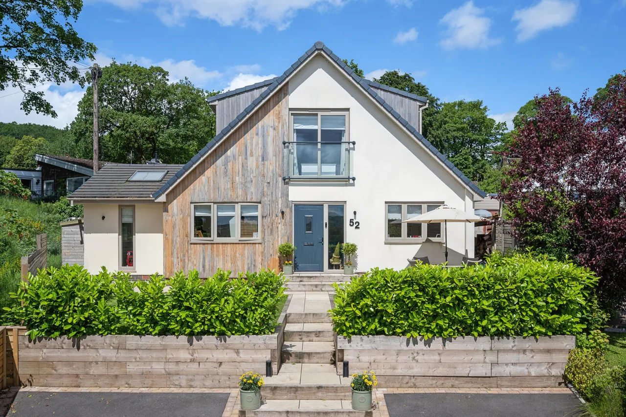 4 bed house for sale — Carr Bank Avenue, Ramsbottom, Lancashire, BL0 9DW