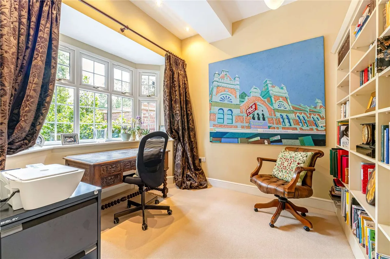 Tenterden, 73 Bois Lane, Amersham, Buckinghamshire, HP6 6DB, photo 9
