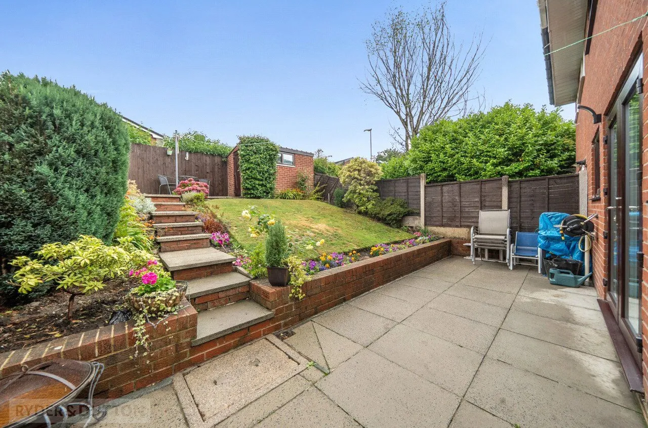 Foxglove Court, Shawclough, OL12, photo 12