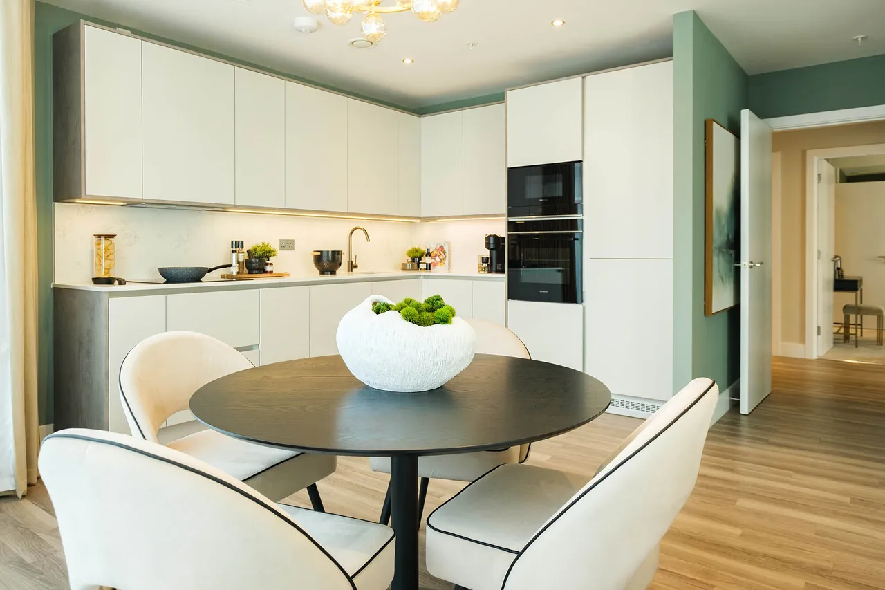 Plot W1.00.04 Colindale Gardens, Lond..., photo 4