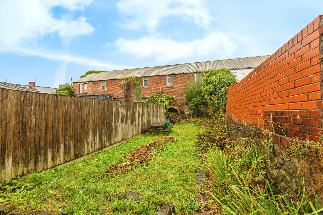 Eaton Road, Swansea, photo 12