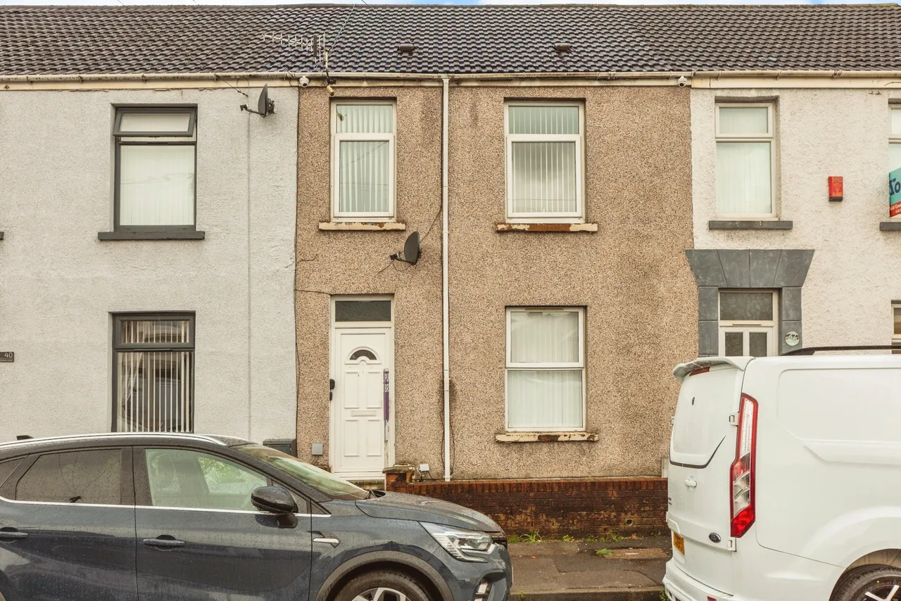 3 bed house for sale — Eaton Road, Swansea