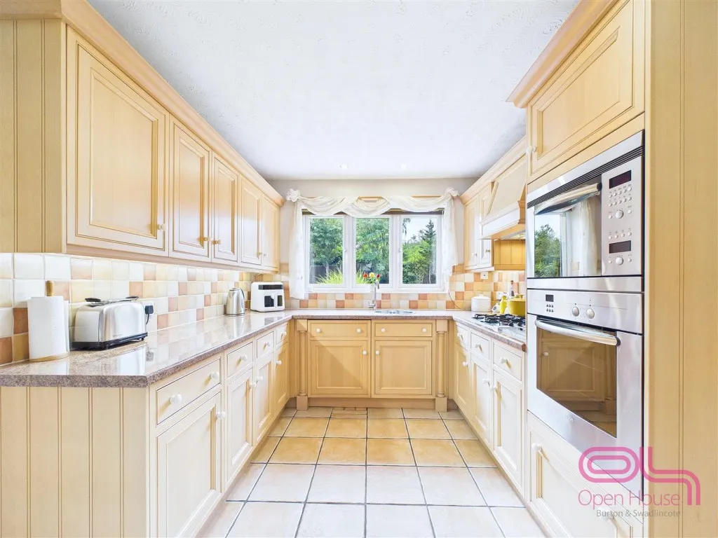 Bitham Court, Stretton, DE13, photo 12