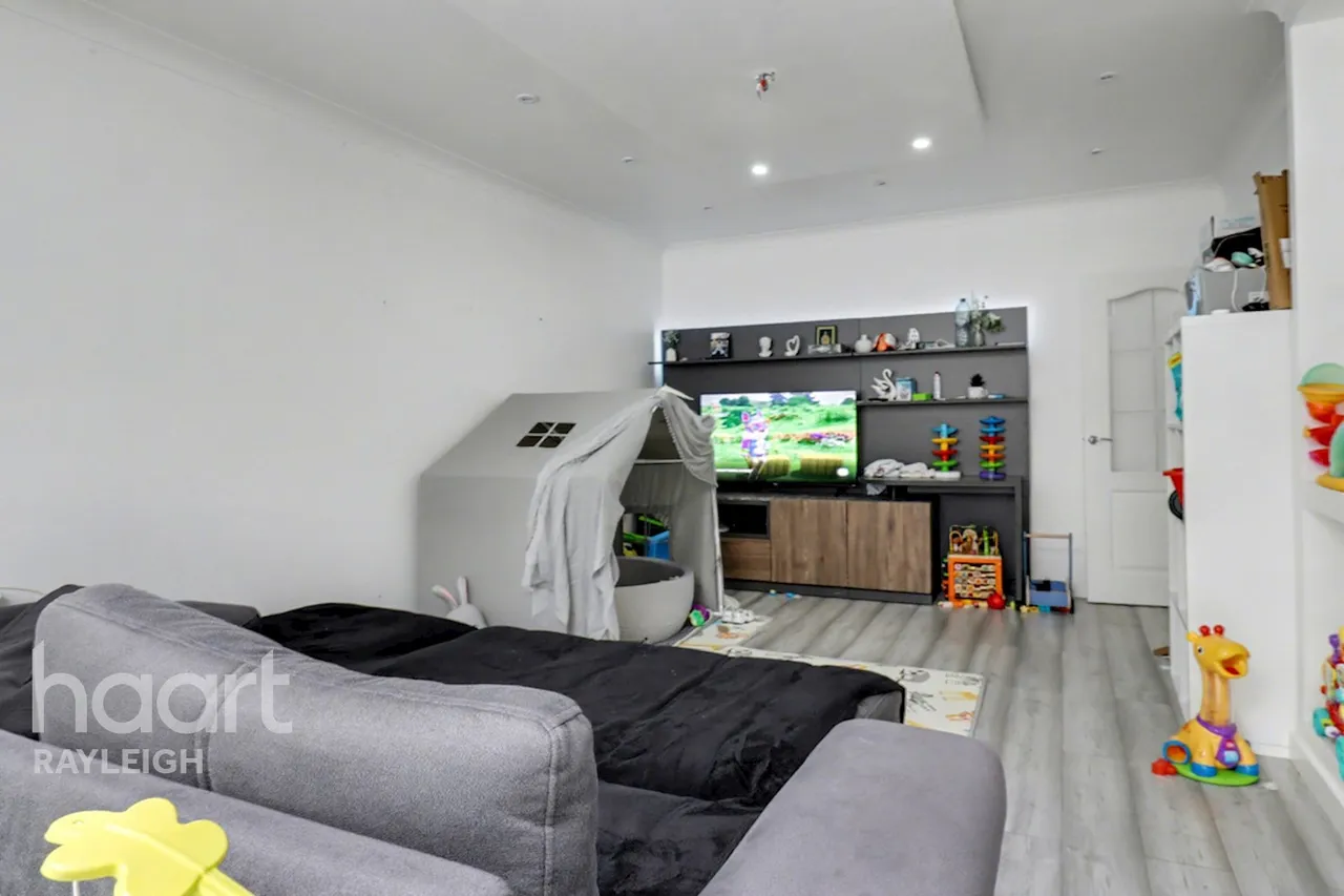Rayleigh Road, Leigh-On-Sea, SS9, photo 6