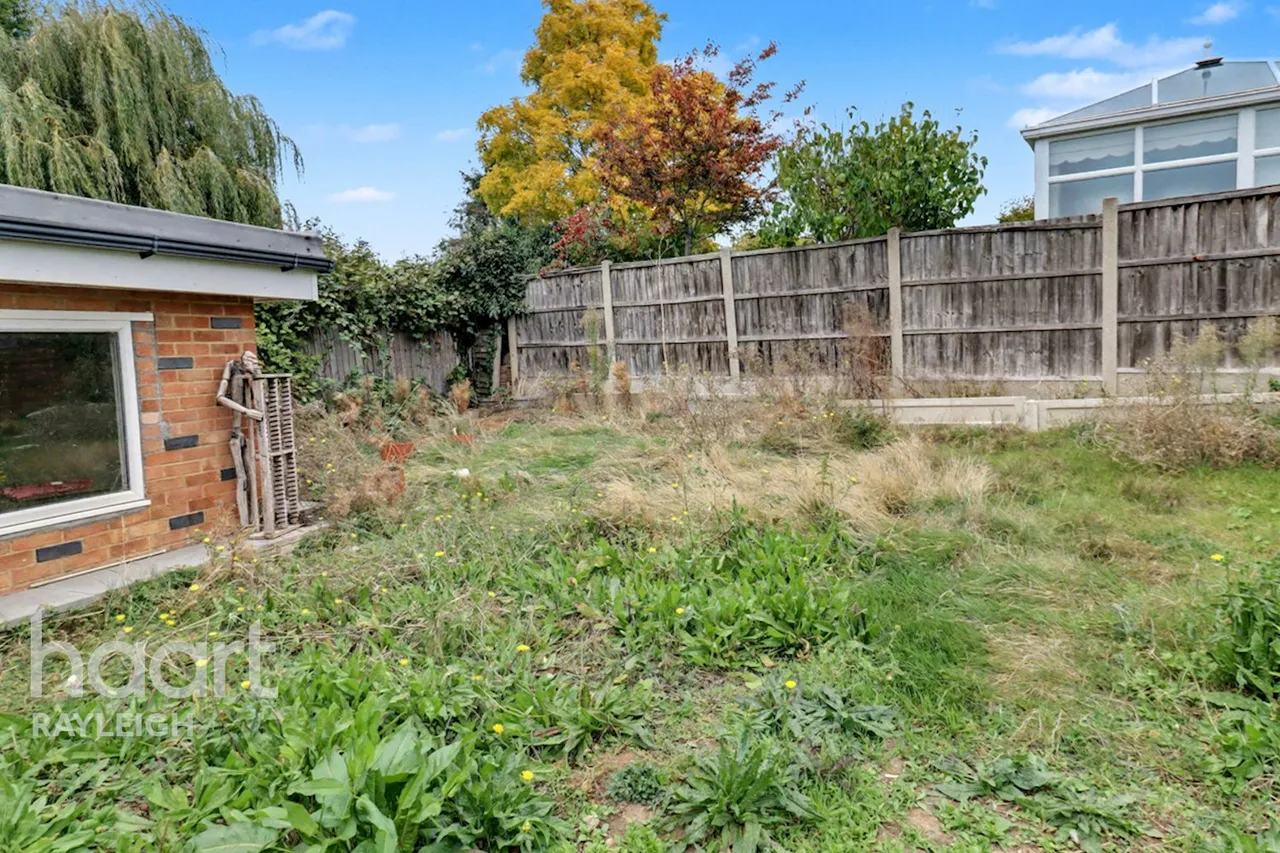 Rayleigh Road, Leigh-On-Sea, SS9, photo 16