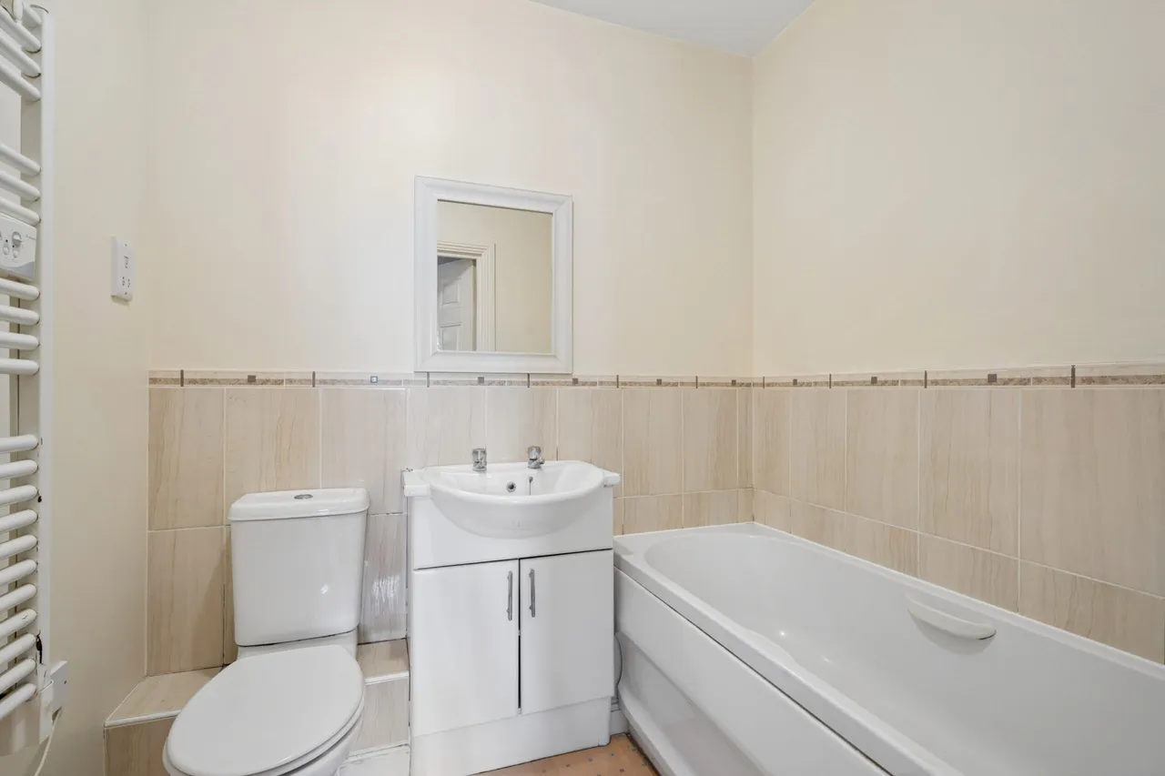 Wellsfield, Bushey, Bushey, WD23 2NU, photo 10