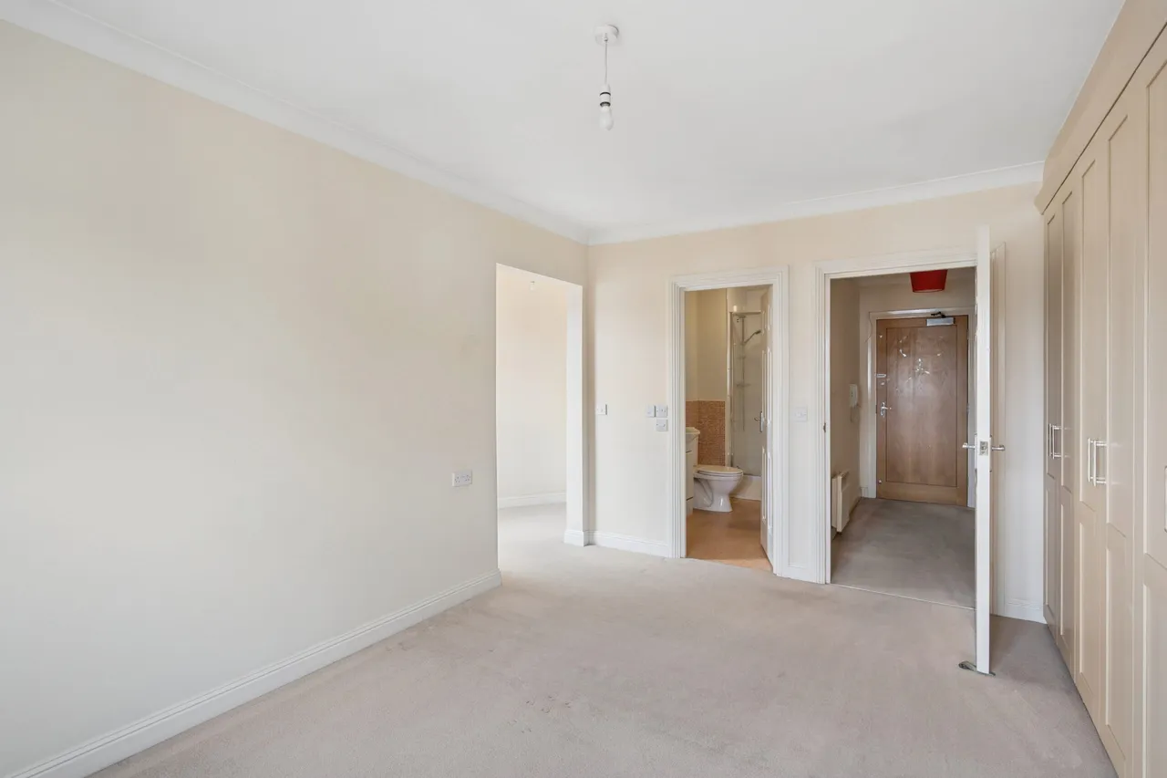 Wellsfield, Bushey, Bushey, WD23 2NU, photo 8