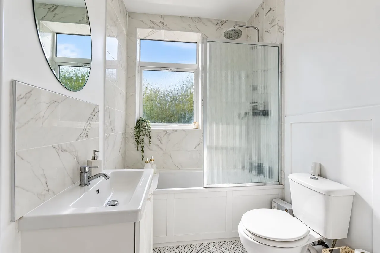 Elphinstone Avenue, Hastings, photo 10