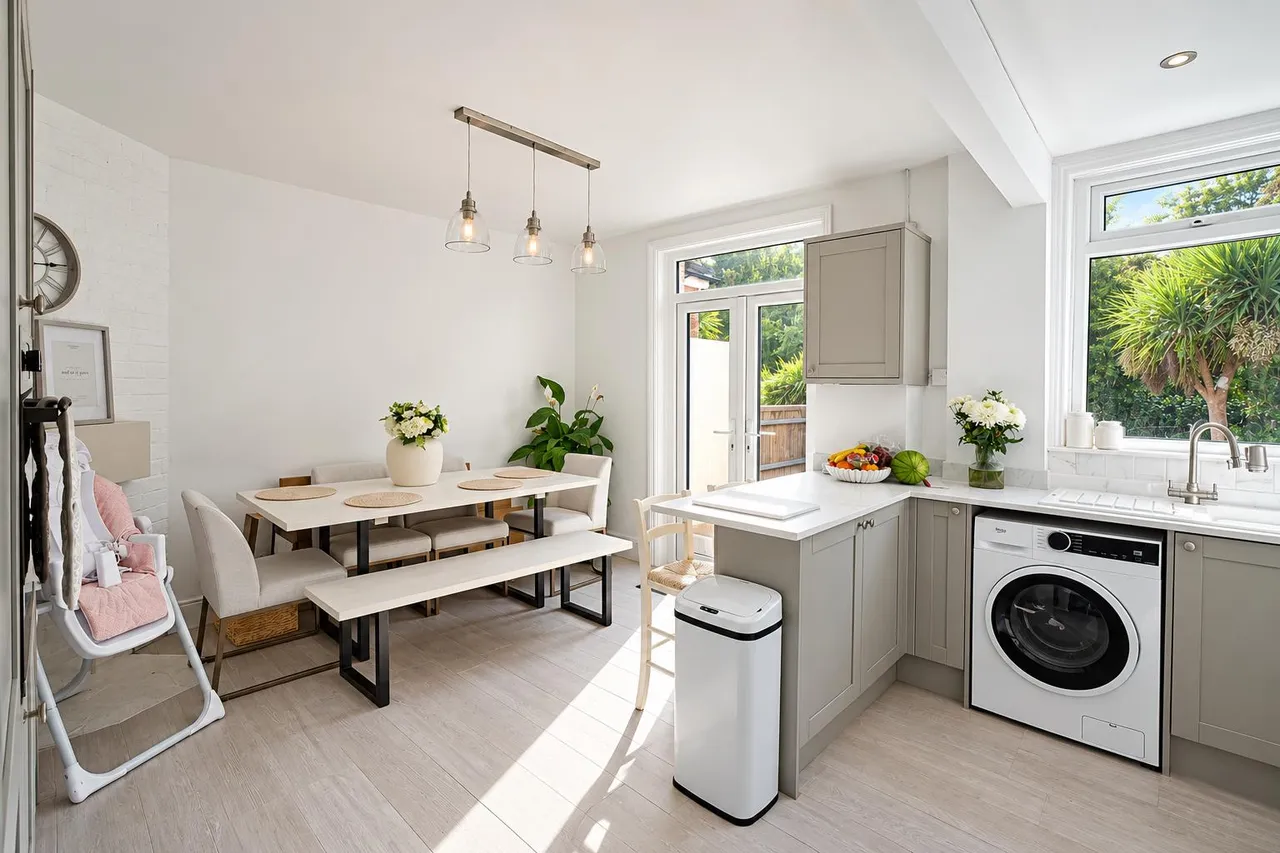 Elphinstone Avenue, Hastings, photo 6