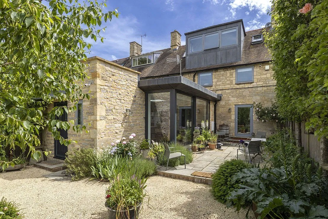 3 bed property for sale, Laverton, Broadway, WR12