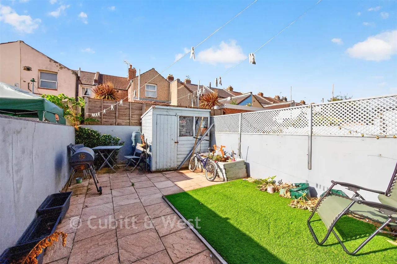 Eastfield Road, Southsea, PO4, photo 10