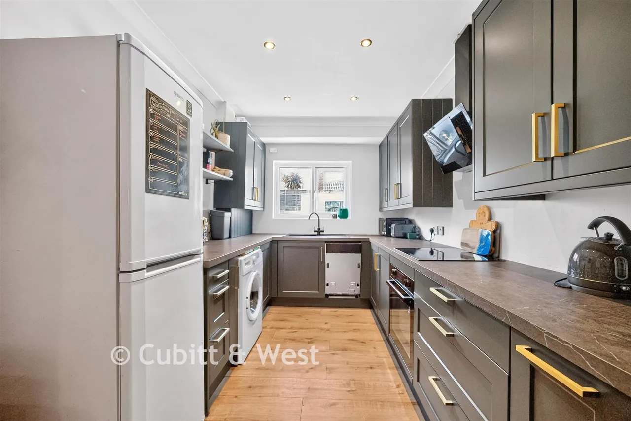 Eastfield Road, Southsea, PO4, photo 6