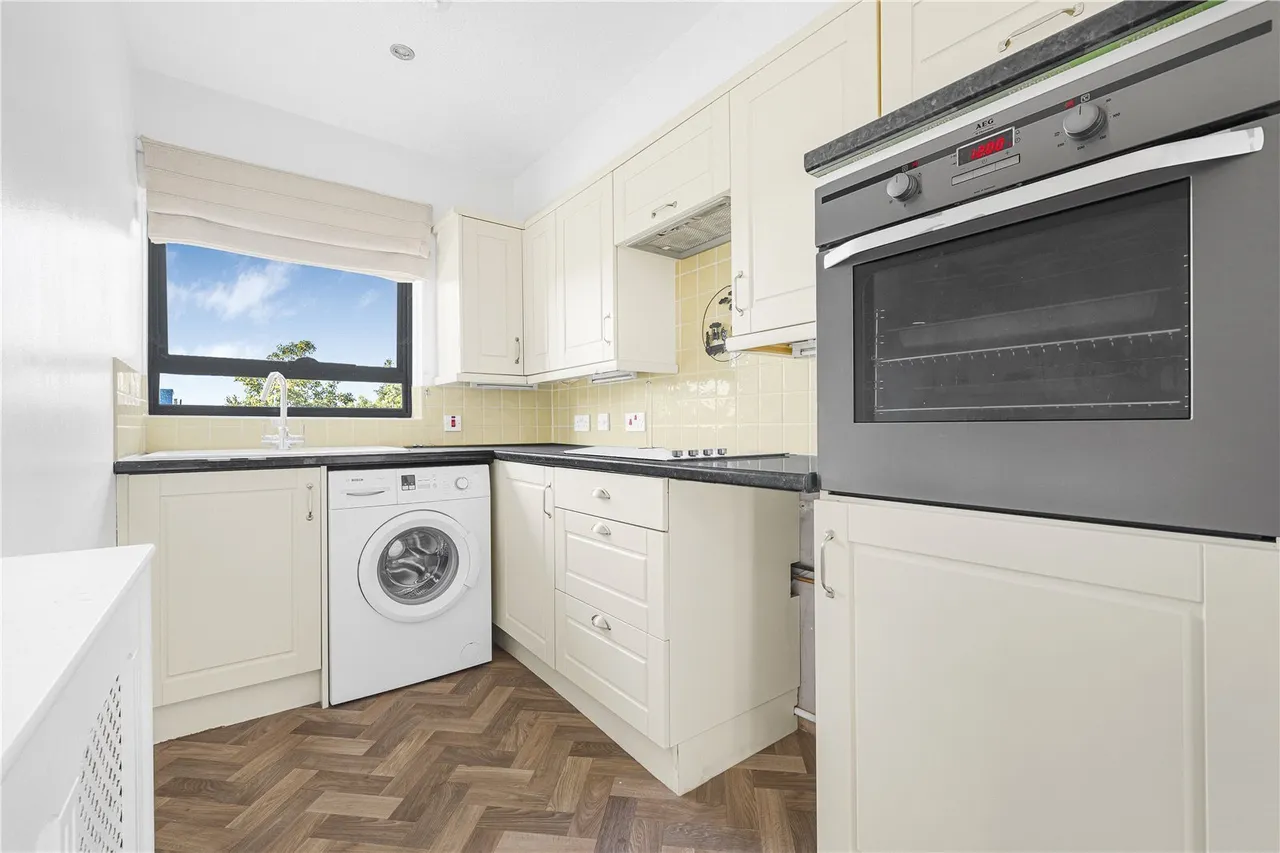 Field Lane, Teddington, TW11, photo 4