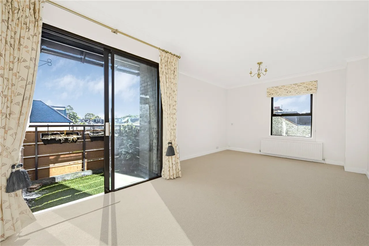 Field Lane, Teddington, TW11, photo 2