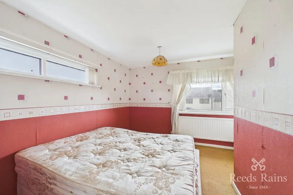 Fields Farm Road, Hyde, SK14, photo 6