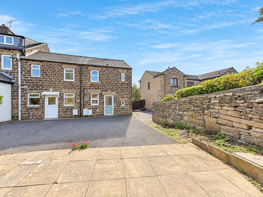 Manchester Road, Millhouse Green, photo 12