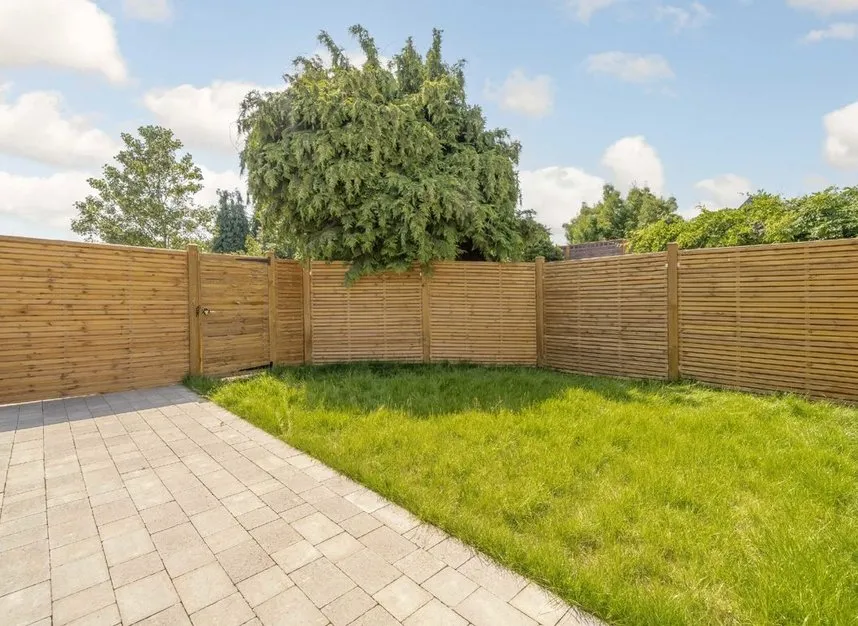 Creswick Road, Acton, W3, photo 11