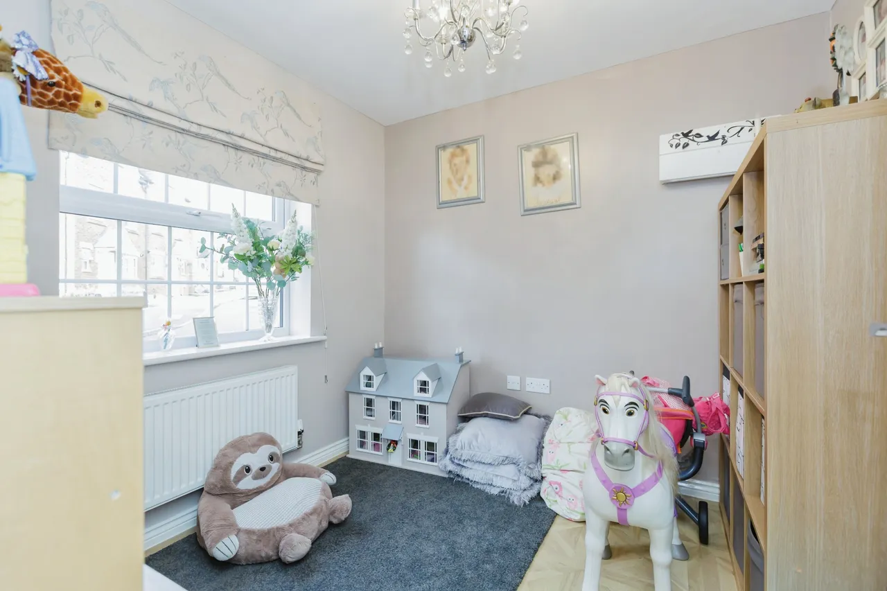 Bradgate Close, Leicester, LE19, photo 9