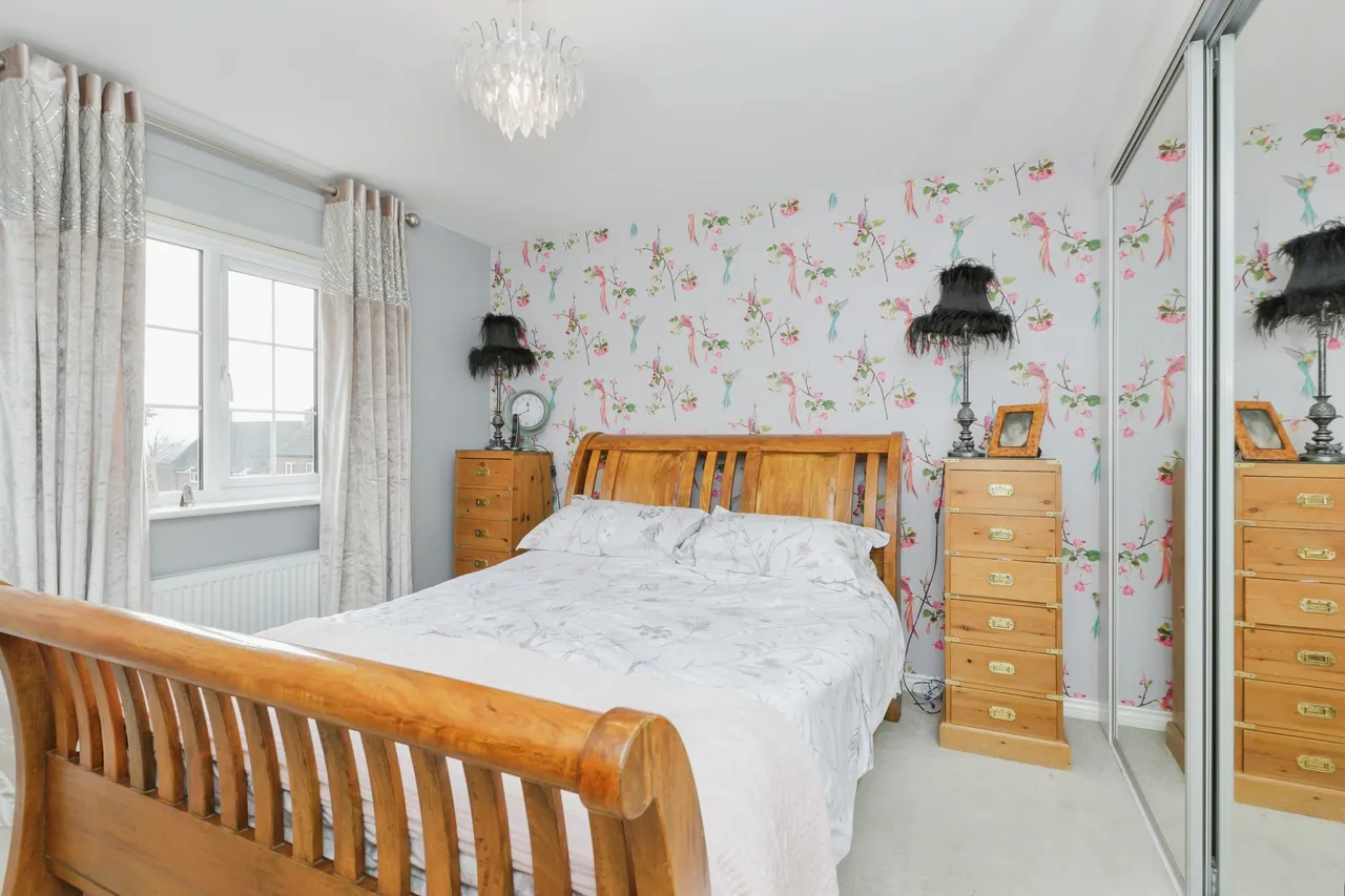 Bradgate Close, Leicester, LE19, photo 14