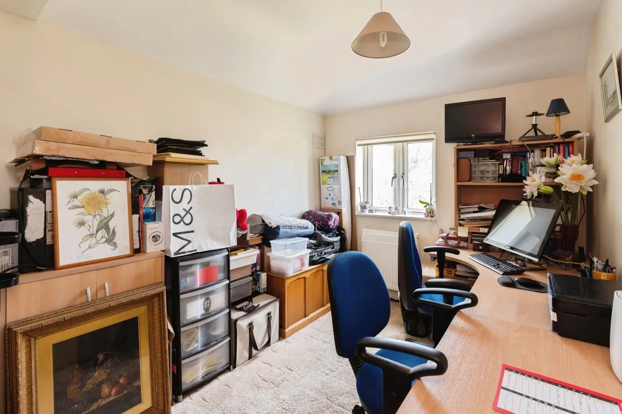 Templer Avenue, Grays, RM16, photo 23