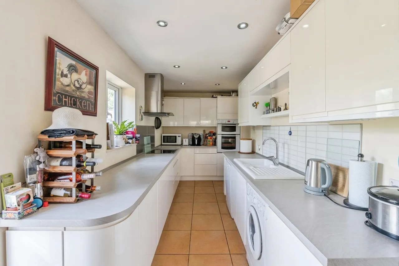 Templer Avenue, Grays, RM16, photo 10
