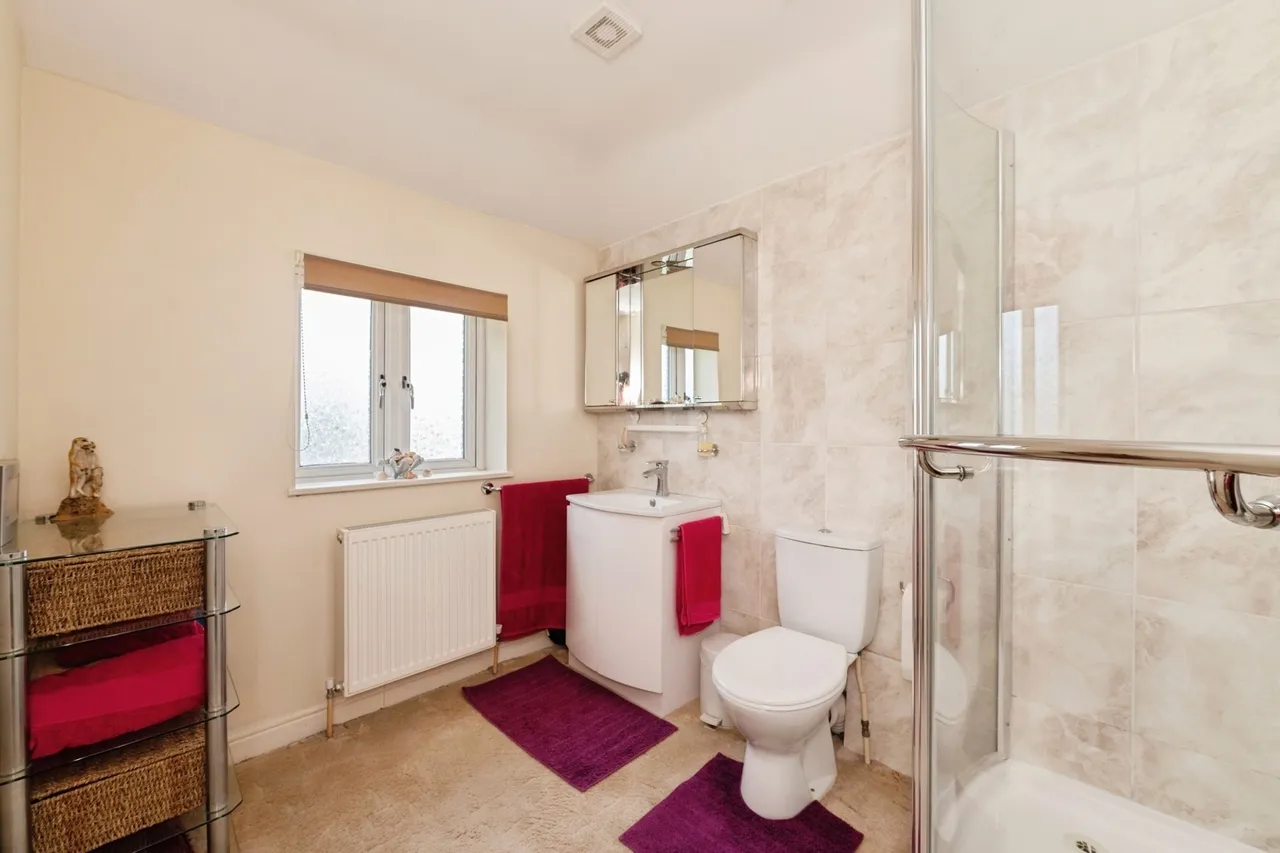 Templer Avenue, Grays, RM16, photo 18