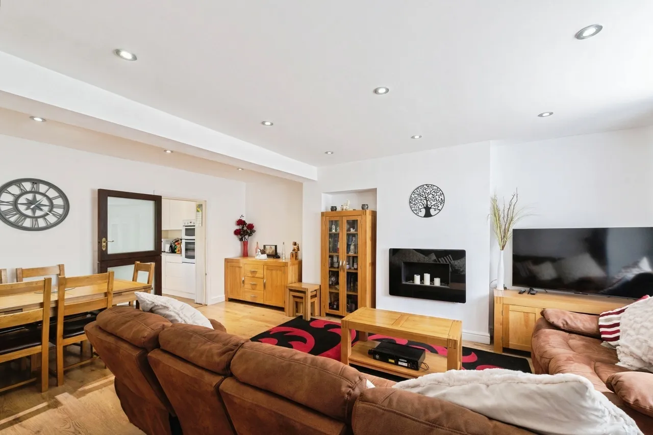 Templer Avenue, Grays, RM16, photo 7