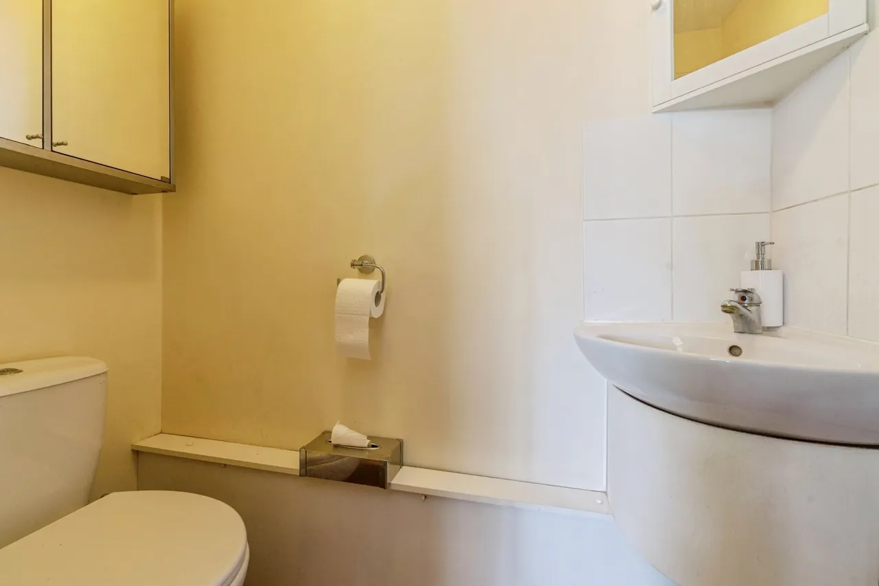 Templer Avenue, Grays, RM16, photo 6