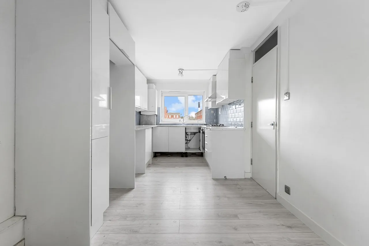 First and second floor, 20 Knights Close, London, E9 6EW, photo 5
