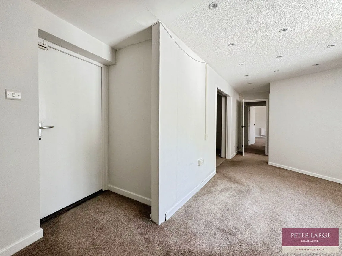 Rhuddlan Road, Rhyl, Denbighshire, LL18 2PW, photo 10